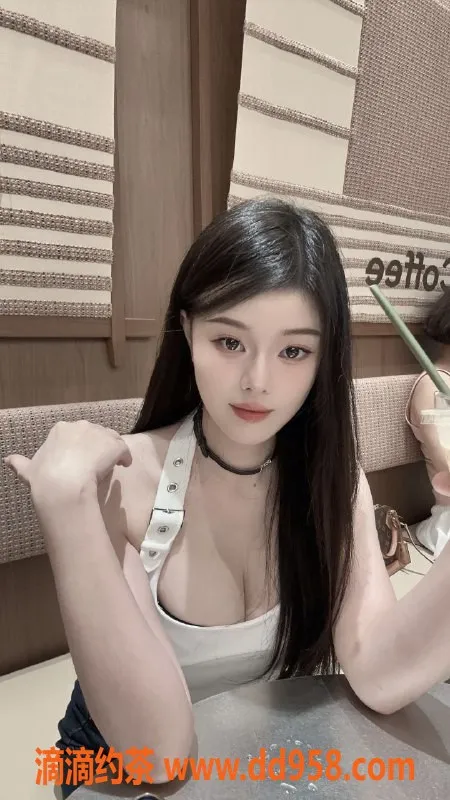 成都楼凤-武侯区安儿：颜值高、身材棒，服务优质！