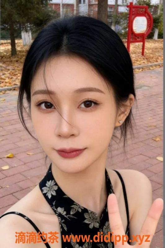 成都楼凤资源信息,武侯区23岁楚依依，身高164，水中萧超爽