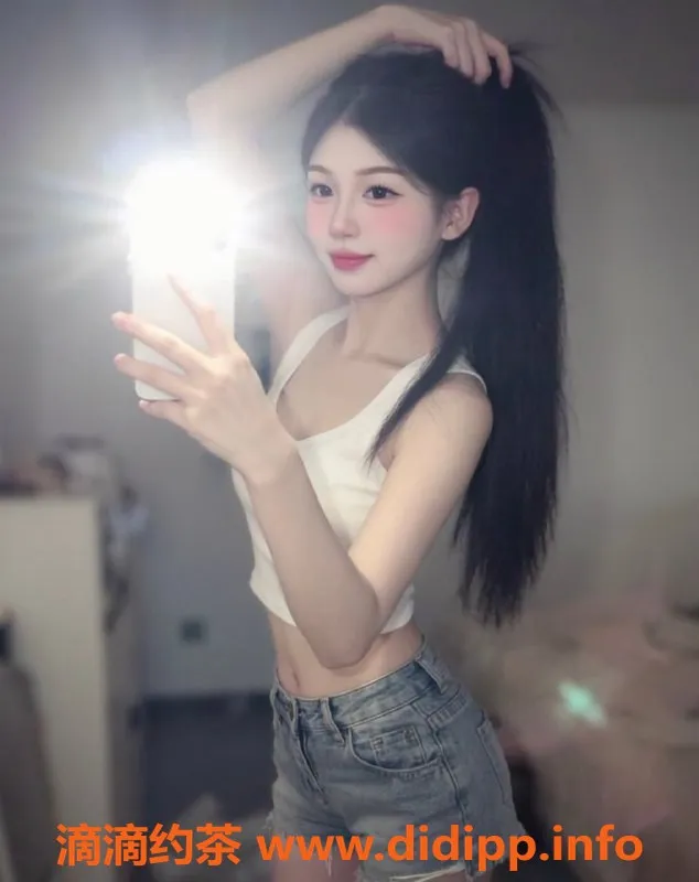 广州楼凤-南海嫩妹心儿，水费900p，快来体验！