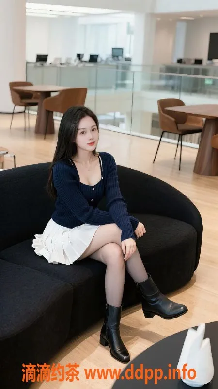 中山楼凤-2位民众400洗吹做服务，带课室见人满意再付