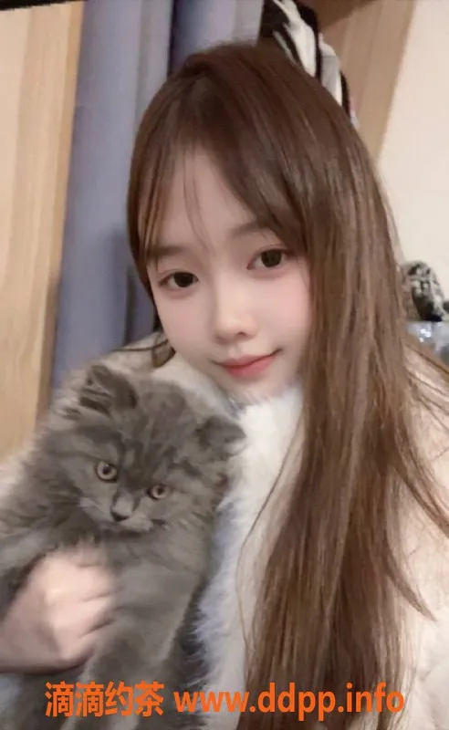 广州楼凤-海珠璐璐，嫩妹水费600p，期待你的光临！