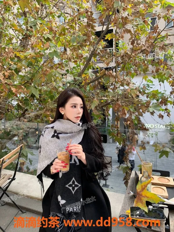 广州楼凤-天河嫩妹小龙女，水费700，服务超赞