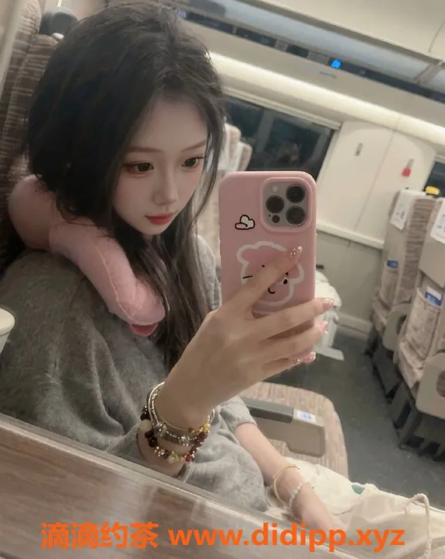 南通楼凤资源信息,南通学生兼职奶嘴，165身高，90斤，双修服务 P800