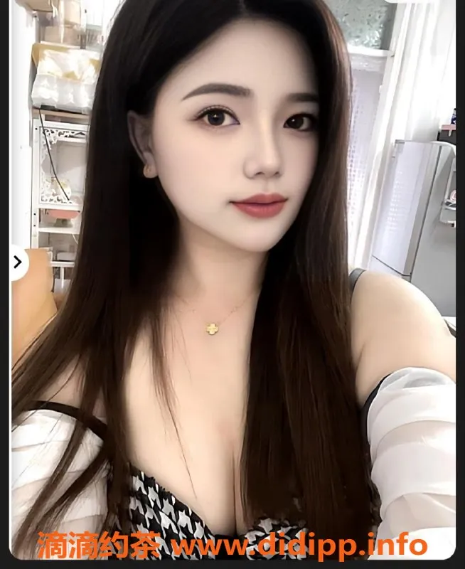 深圳楼凤-龙岗丽莎，600元享鸳鸯浴和69服务