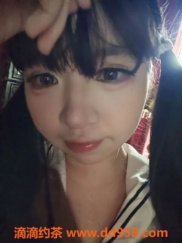 深圳楼凤-龙岗渔芝酱，娇小甜妹来袭，私密双重体验