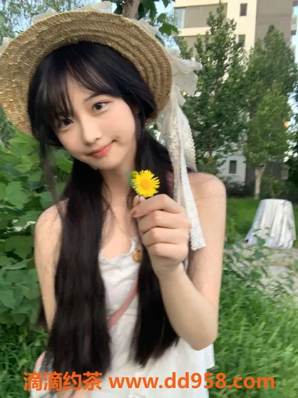 广州楼凤-天河小豆豆，11P嫩妹夜课，细腻舌吻体验