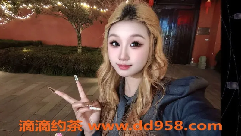 成都楼凤-锦江区小贝，微胖嫩妹，服务多样！