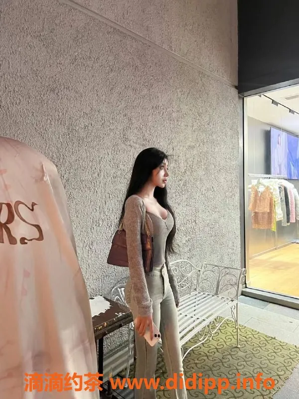 深圳楼凤-福田李思捷，1600元包一晚，服务超赞