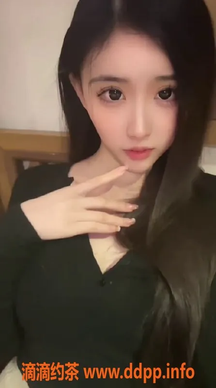 广州楼凤-天河嫩妹杨依纯，水费700p等你来约！