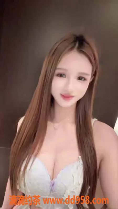 广州楼凤-天河金莲💘Baby，御姐长腿服务800p