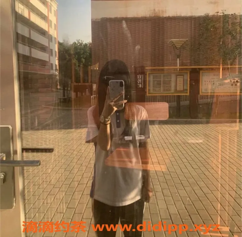 天津楼凤-南开区在读学生妹，寒暑假兼职服务