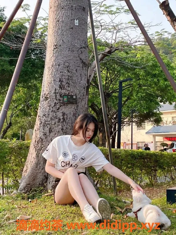 南京楼凤资源信息,建邺嫩妹欣欣，700元大长腿服务