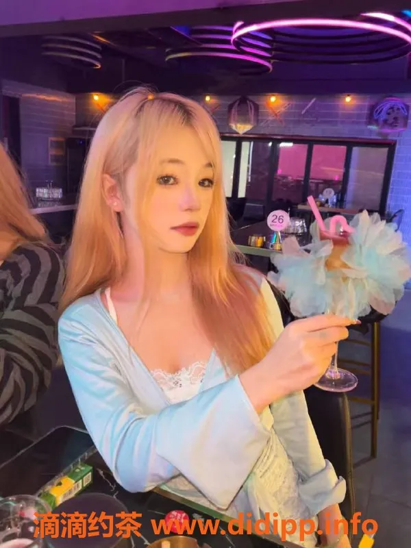 广州楼凤-禅城嫩妹瑶瑶，水费仅600p