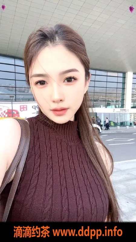 深圳楼凤-龙华小奶糖，168身高C罩杯上门1300起