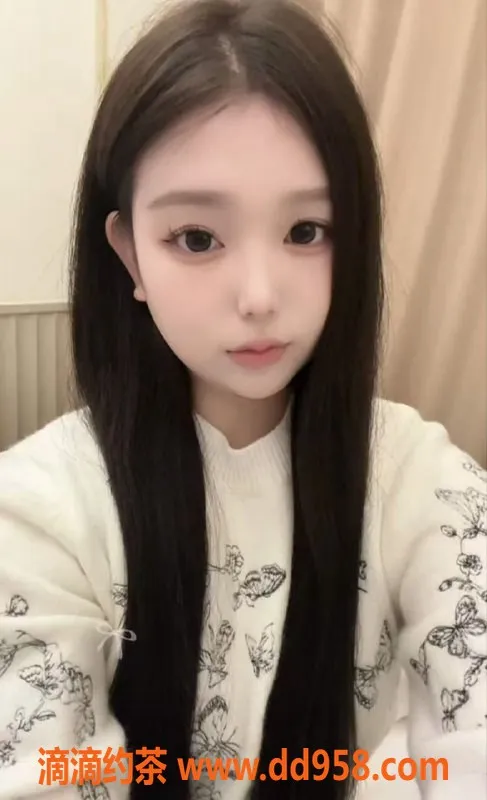 常州楼凤-武进嫩妹瑶瑶，165高C罩杯，陪浴调情服务