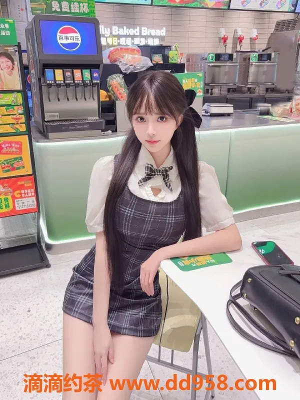 深圳楼凤-南山兜兜小姐，1200元体验多重服务