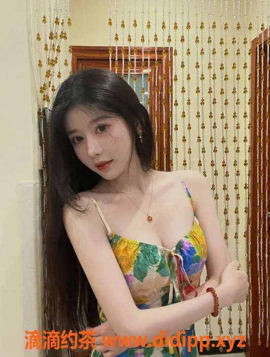 广州楼凤-天河嫩妹文文，水费700p等你来体验