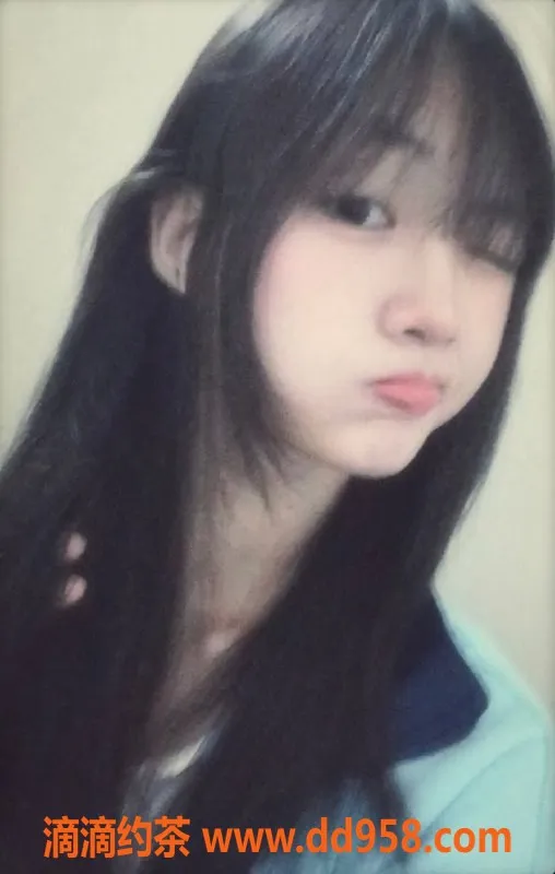 广州楼凤-番禺嫩妹周周，800p超值体验