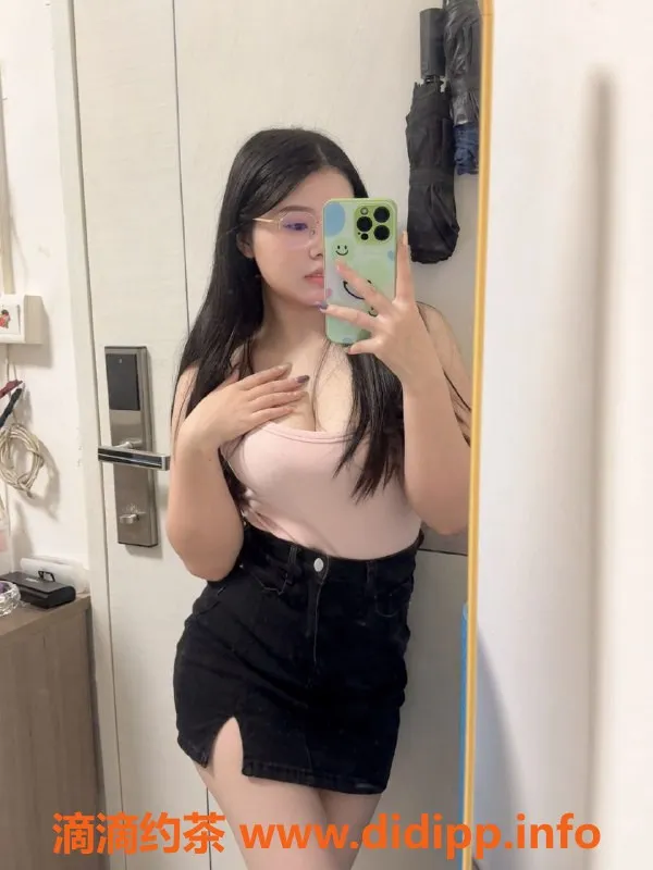 广州楼凤-天河嫩妹小瑜，水费600，火热服务等你来试！