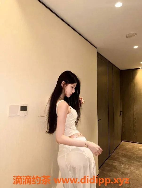 广州楼凤-天河嫩妹柒柒，800p激情服务等你来体验