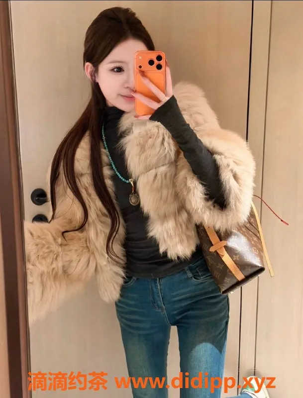 广州楼凤-白云金晨，700元私享服务，值得体验！