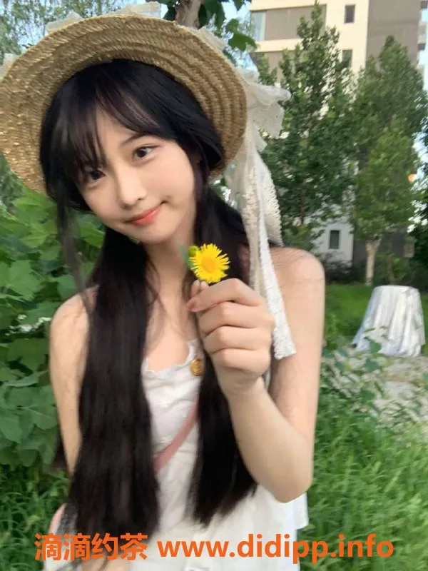 广州楼凤-天河嫩妹小豆豆，水费1100p