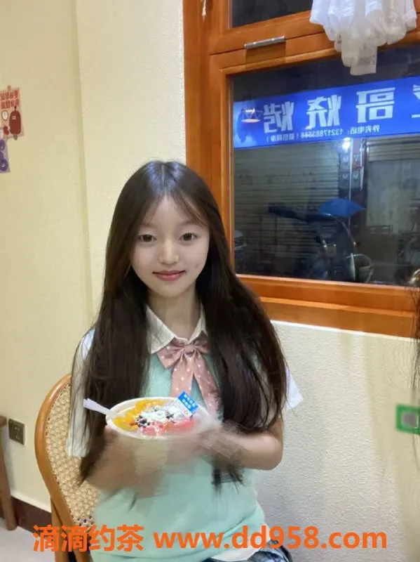 深圳楼凤-深圳福田倩倩，700p嫩妹服务等你来享受