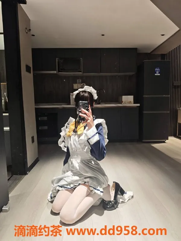 广州楼凤-天河嫩妹喵喵，1000p享白虎服务