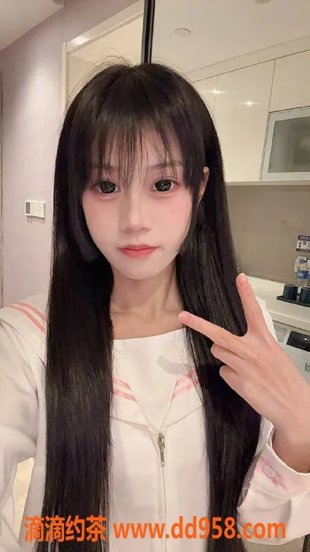 广州楼凤-金沙洲嫩妹困困，水费800P等你来体验