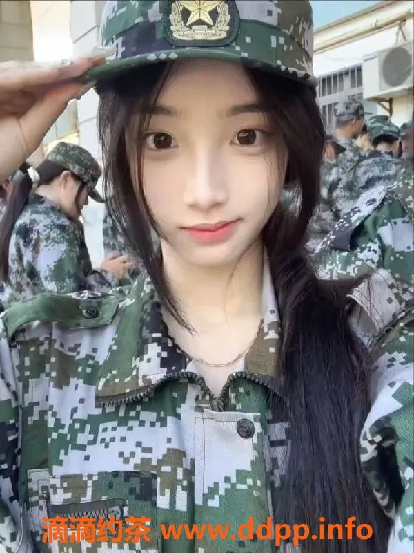 广州楼凤-天河嫩妹七七，甜美舌吻，水费900p