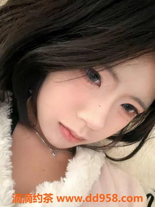 广州楼凤-金沙洲御姐洛洛，水费800p，享受极致服务