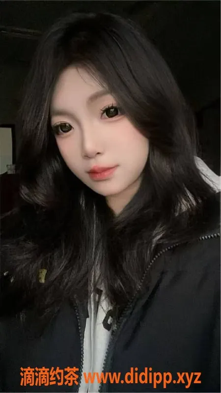 成都楼凤-武侯区微胖嫩妹小妍，性价比高，6P体验