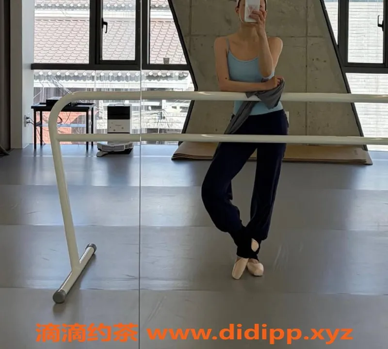 广州楼凤-广州御姐sana鲨，水费1500p