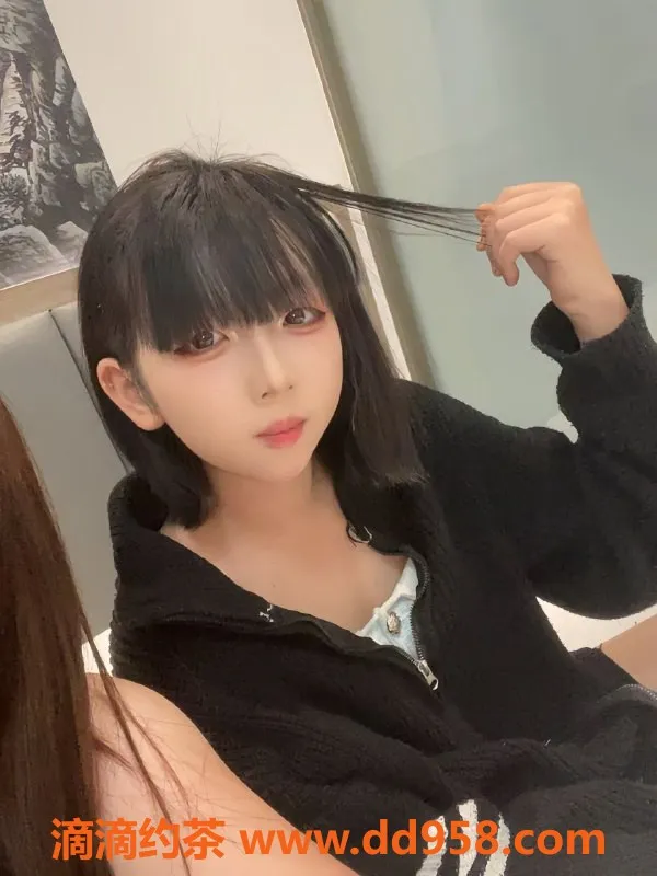 惠州楼凤-小池，18岁，158cm，92斤，大亚湾高端服务