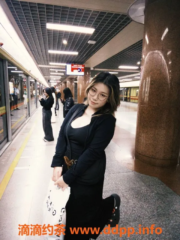 广州上门服务-天河御姐阿E上门服务，800p体验不容错过