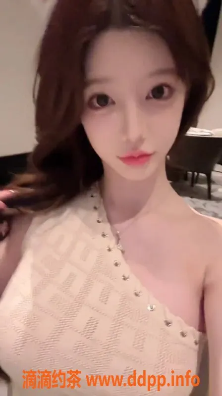 深圳楼凤资源信息,南山蜜桃嫩妹，1300元起服务多样