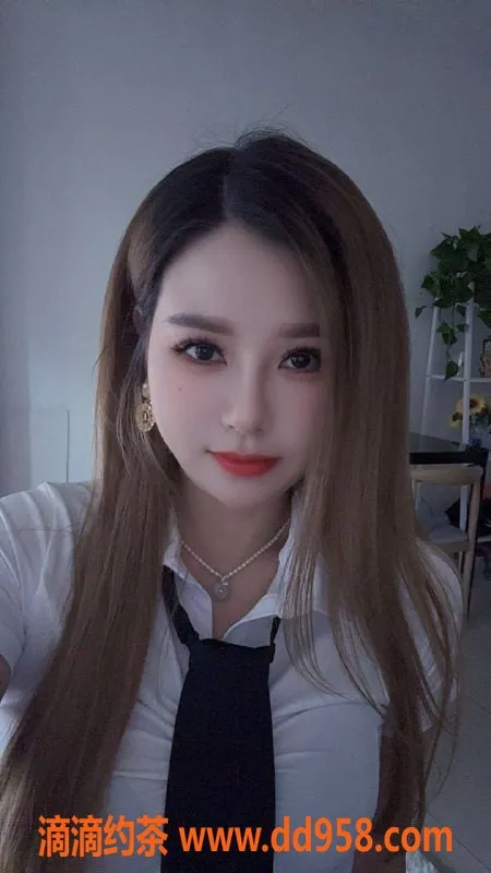 广州楼凤-海珠乐妍，身材火辣的甜心佳人