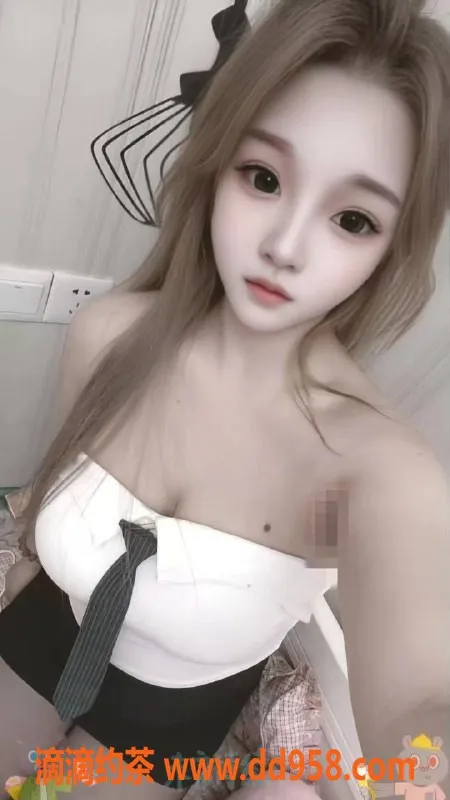 温州楼凤-温州小优，159cm，47kg，C杯嫩妹服务