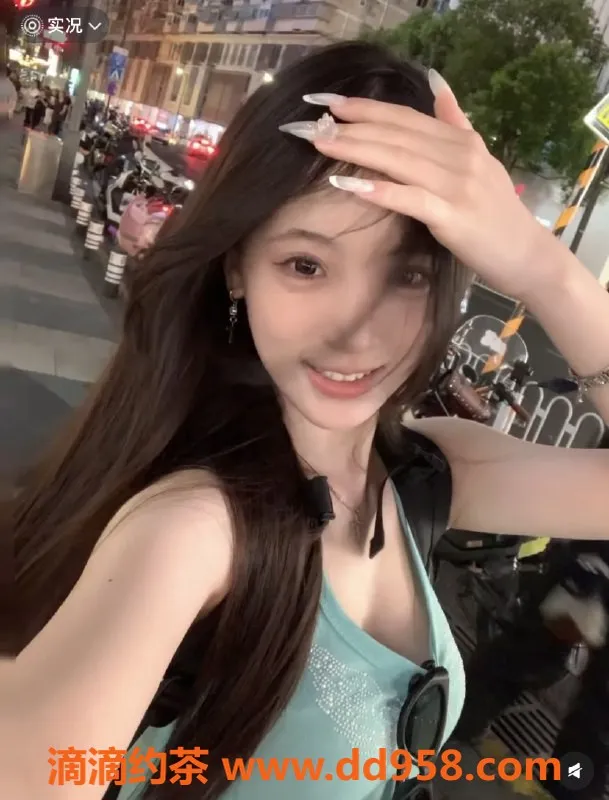 潍坊楼凤-奎文区18岁学生，173cm，100斤，1200元带工作室