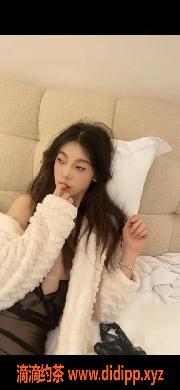 常州楼凤资源信息,武进万达19岁嫩妹猫猫，166cm，C胸，服务多样