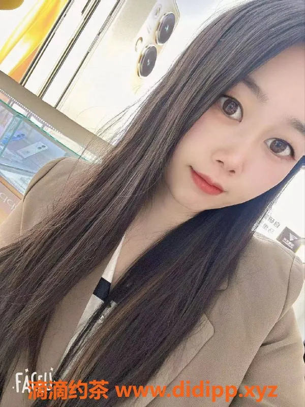 广州楼凤资源信息,天河小柒少妇，500元一小时，视频验证！