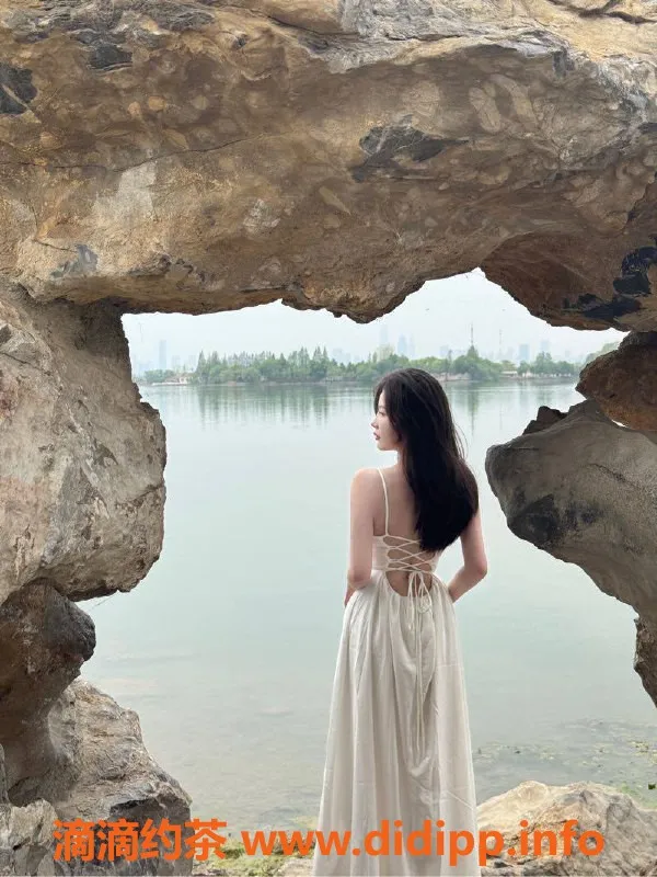 乌鲁木齐楼凤-新人162D无纹身小美女 纯欲款服务超赞