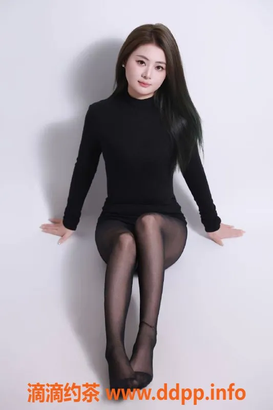 北京楼凤-昌平天通苑糖小果，22岁165cm，茶费1K