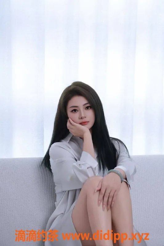 北京楼凤-昌平天通苑糖小果，22岁165cm，茶费1K