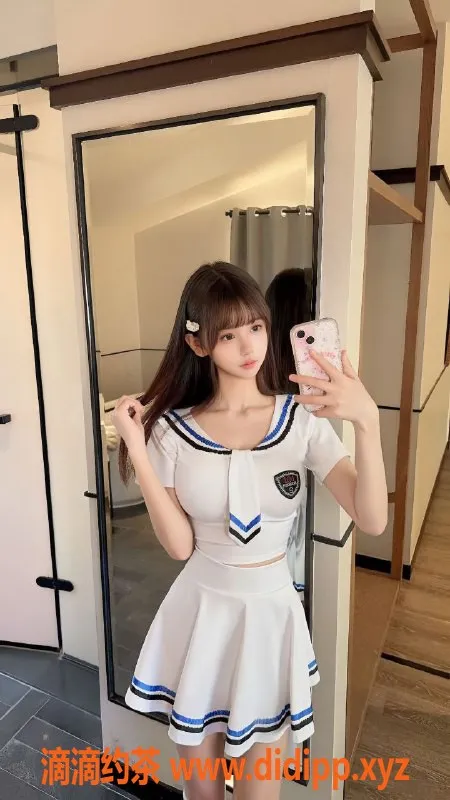 无锡楼凤-梁溪区甜桃，163cm高颜值陪浴服务