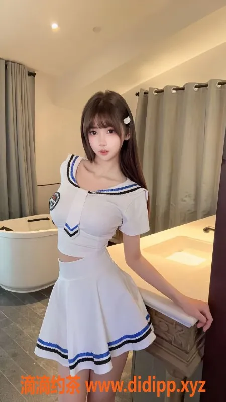 无锡楼凤-梁溪区甜桃，163cm高颜值陪浴服务