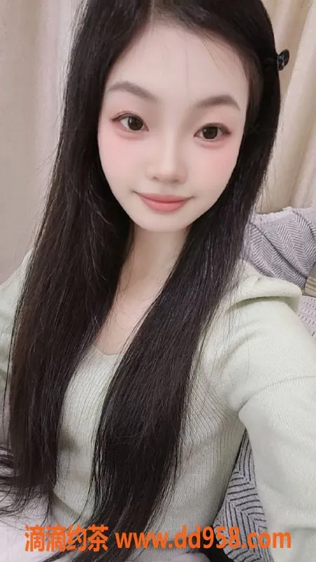 深圳楼凤资源信息,龙华可口可乐—162cm B罩杯，800元起服务