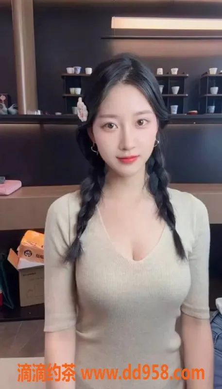 深圳楼凤-罗湖嫩妹欣宝宝，艺名制服，1300元起