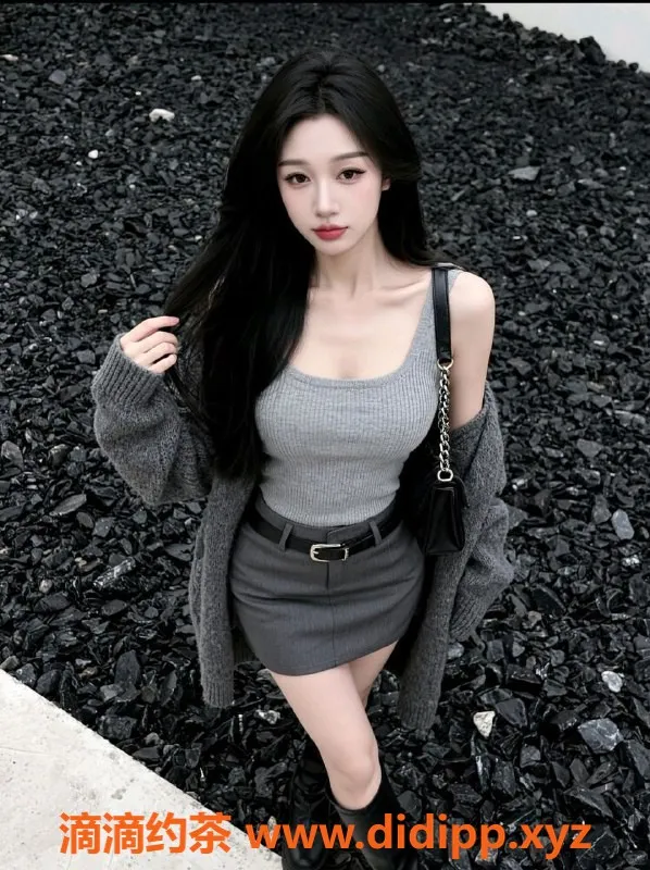 成都楼凤-武侯区甜甜：颜值9.9，身材96斤，服务超赞