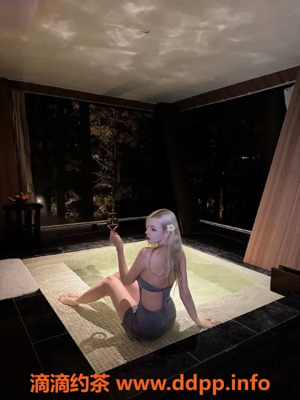 青岛楼凤-青岛城阳高挑性感洋酒服务，8起预约